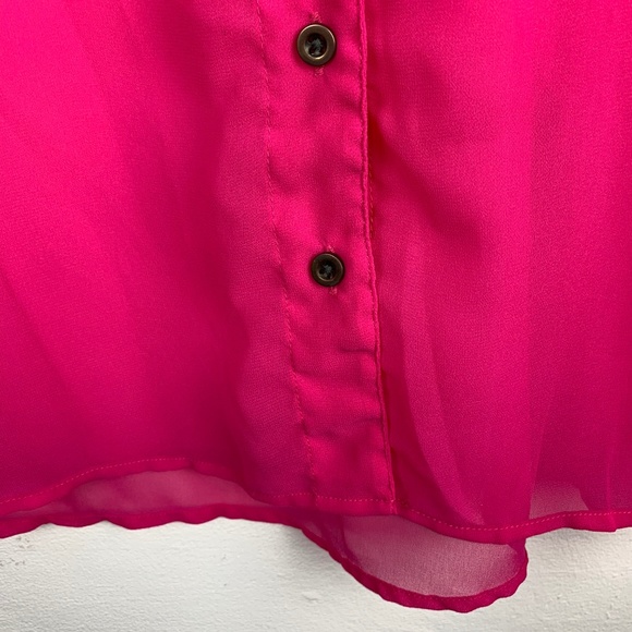 MUDD — Hot Pink V-Neck Collar Button Up Blouse S - Picture 5 of 8